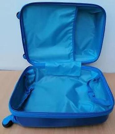 Rančevi, torbe i koferi: Dečiji kofer plave boje sa printom robota, idealan za putovanja. Kofer — 10