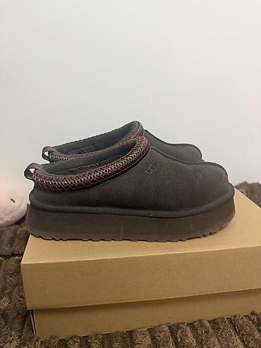 zenske papuce bershka: UGG Tazz papuče – tamno braon Broj 41 Uključena je originalna — 4