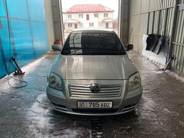 автомобиль хонда аккорд: Toyota Avensis: 2004 г., 2 л, Механика, Бензин, Хэтчбэк