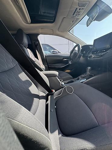 Toyota: Toyota Corolla: 2022 г., 1.8 л, Вариатор, Гибрид, Седан — 8