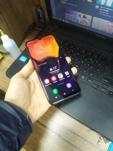 kredit samsung a50: Samsung Galaxy A50, 64 GB, rəng - Göy