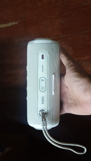 JMC: Новый JBL Колонка, Тип - Портативная, цвет - Белый