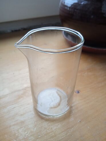 лабораторные стаканы: Мерный стакан