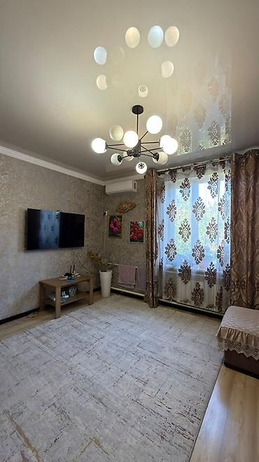 Үйлөрдү сатуу: 6 бөлмө жана андан көп, 111 м², 6 соток, Бишкек, Кыймылсыз мүлк агенттиги — 2