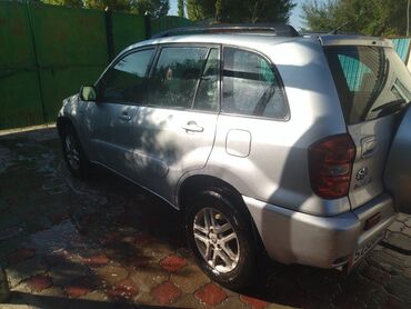 тайота секуая: Toyota RAV4: 2004 г., 2 л, Механика, Бензин, Кроссовер