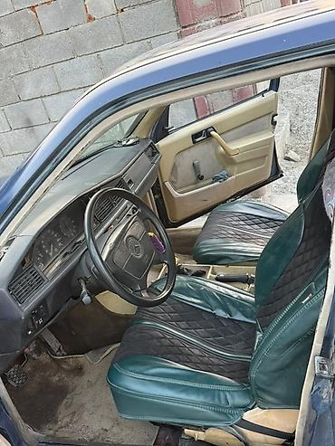 e34 540i: Mercedes-Benz 190: 1984 г., 2 л, Механика, Бензин, Седан — 3