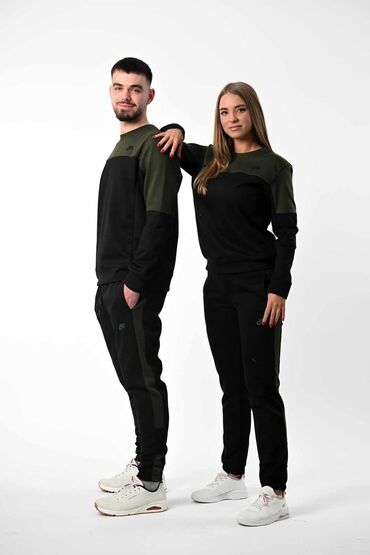 Gornji i donji deo: 3000 muske 
2800 zenske
S-xxl — 11