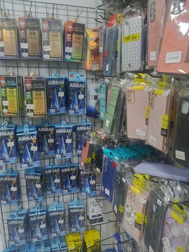 vaqon ev: Ayfon pro 13 sade kabrolari her yerde 12 13 manat bizde 2 3