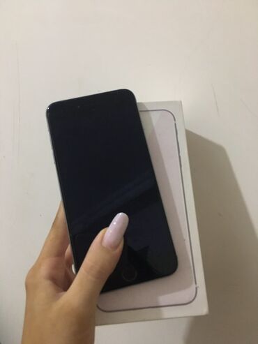prodat iphone: IPhone 7, Qara