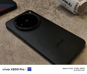 doogee v max plus: Vivo X200 Pro mini, Б/у, 256 ГБ, цвет - Черный, 2 SIM — 1