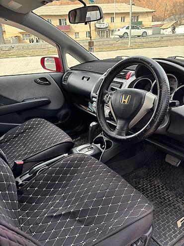 Honda: Honda Fit: 2006 г., Хэтчбэк — 11