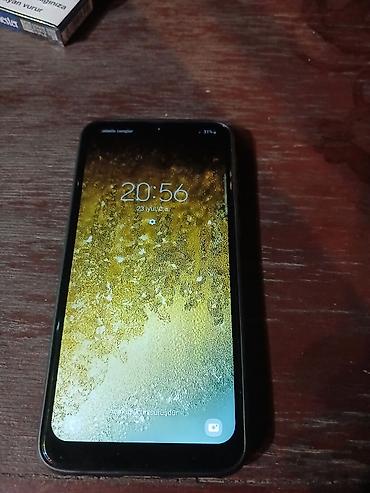 mi max 2: Samsung Galaxy A04e — 1