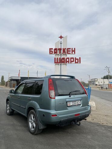 продаю машин: Nissan X-Trail: 2003 г., 2 л, Автомат, Газ