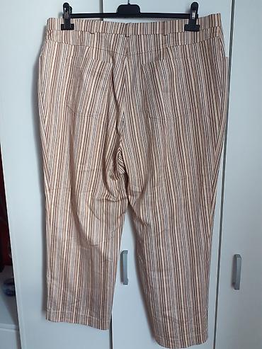 farmke: Ženske prugaste pantalone 3/4 dužine - Boje: bež, braon i bela — 2