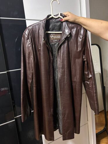 crna zenska kozna jakna: Prodajem kaput od prave koze, odgovara L