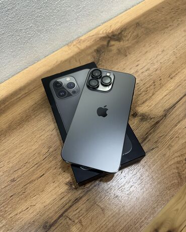 Apple iPhone: IPhone 13 Pro, Б/у, 128 ГБ, Space Gray, Защитное стекло, Чехол, Коробка, 76 %