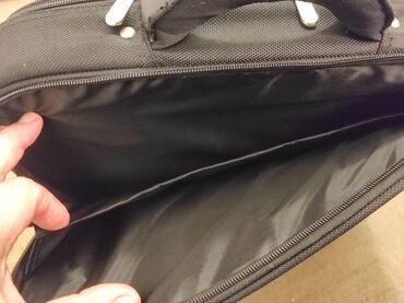 Futrole i torbe za laptopove: Prodajem prakticnu platnenu torbu za laptop velicine 15” proizvodjaca — 6