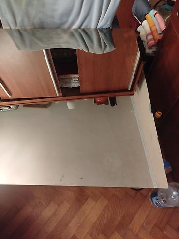 Postolja za stolove: Ogledalo braon staklo sa efektom ogledala. Dimenzije oko 64,4 cm x 64 — 9