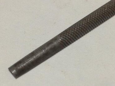 Ostali uređaji: Turpija poluokrugla 4x2mm, duzine 130mm (2146) Turpija poluokrugla x — 7