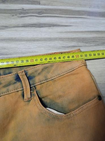 size trenerke: Ženske pantalone – Julia Braun - Model: ravne nogavice sa blagim — 8