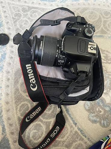 ачки камера: Зеркальная камера Canon EOS 650D с объективом Canon EF‑S 18–55mm — 1