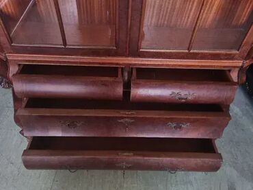 Stilske vitrine: Vitrina u odlicnom stanju. Visina 215cm Sirina 155cm Dubina 45 cm — 6