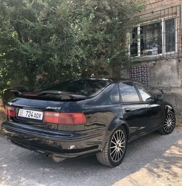 honda sтрим: Honda Accord: 1992 г., 2 л, Механика, Бензин, Седан