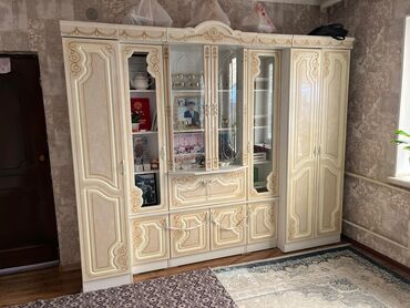 Wall cabinets: Стенка-шкаф