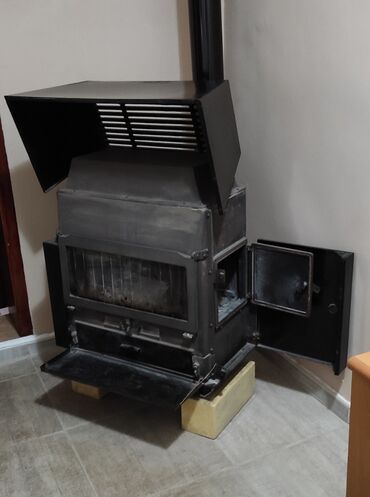 Etažne peći i kamini: Energent: Drvo i ugalj, Upotrebljenо, Pokupiti na licu mesta na lalafo.rs — 4 Etažne peći i kamini: Energent: Drvo i ugalj, Upotrebljenо, Pokupiti na licu mesta — 4