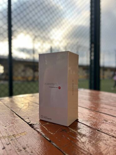 телефон флай кнопочный езжу 9: Xiaomi 14, 512 ГБ, цвет - Черный
