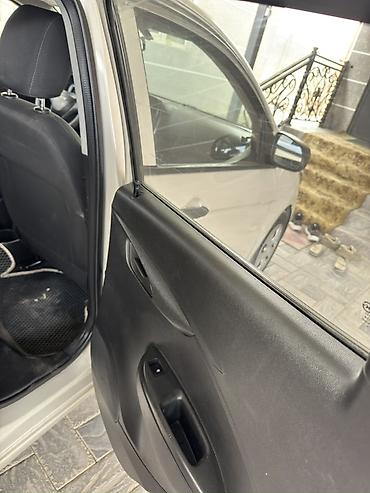 айфон обмен на машину: Chevrolet Spark: 2015 г., 1 л, Автомат, Бензин, Хэтчбэк — 10