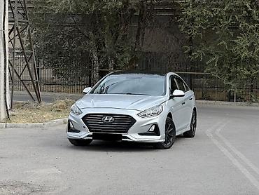 митсубиси фуссо: Hyundai Sonata: 2018 г., Седан — 3