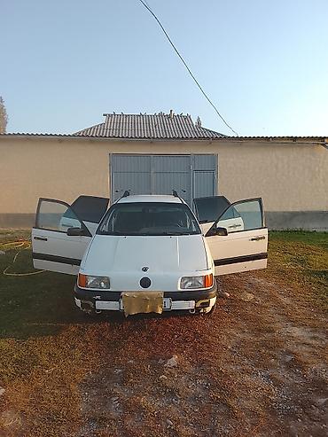 авто товары: Volkswagen Passat: 1989 г., Механика, Седан — 5