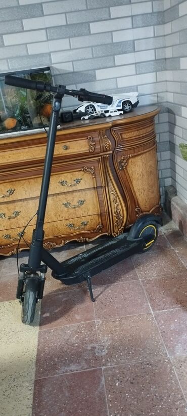 Honda: Elektrik skuter – şəhərdaxili rahat hərəkət üçün kompakt və güclü