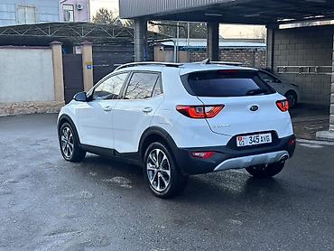 Kia: Kia Stonic: 2018 г., 1.4 л, Автомат, Бензин, Кроссовер — 4
