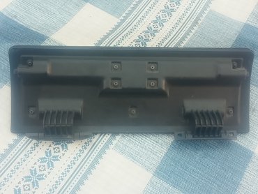 Auto delovi: Vrata kasete table Lada 1.7 Niva. Polovno, očuvano kao novo. Skinuto — 7