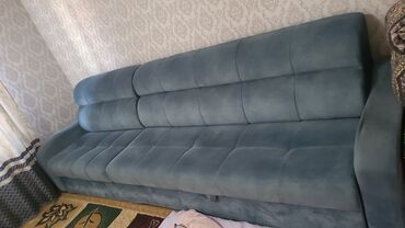 Диваны: Прямой диван, цвет - Синий, Б/у