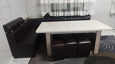 silver kitchen: Кухонный уголок с мягкими сиденьями и табуретами - Комплектация — 3