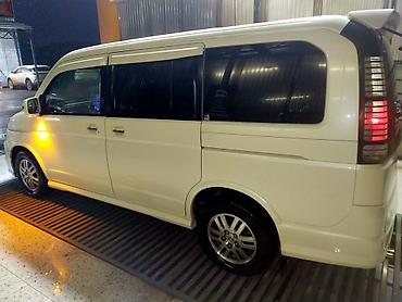 Honda: Honda Stepwgn: 2004 г., 2 л, Автомат, Бензин, Минивэн — 6