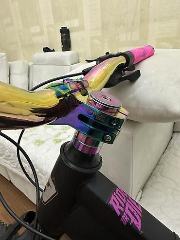 stark velo: Məhsul: fərdiləşdirilmiş dizayn və Shimano hidravlik disk əyləclər — 8