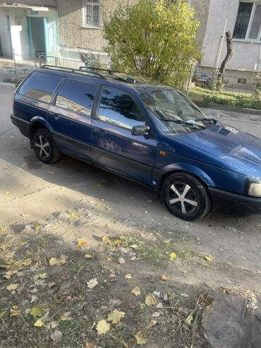 трамблер на ауди: Volkswagen Passat Variant: 1989 г., 1.8 л, Механика, Бензин, Универсал