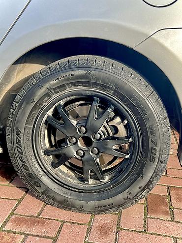 Toyota: Toyota Prius: 2015 г., 1.8 л, Автомат, Гибрид, Хэтчбэк — 10