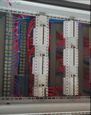 Digər ixtisaslar: Elektirik Santexnik işlərini mükəmməl şəkildə istəyənlər müraciət edə — 14