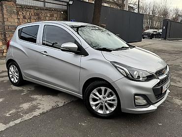 Chevrolet: Chevrolet Spark: 2019 г., 1 л, Вариатор, Бензин, Хэтчбэк — 7