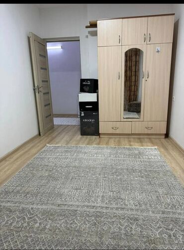 сдаю квартира или дом: 3 комнаты, 72 м², Индивидуалка, 1 этаж, Дизайнерский ремонт