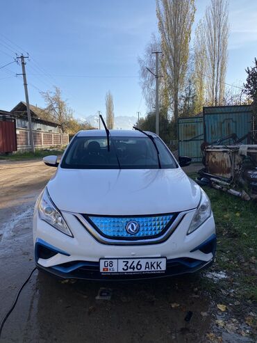 dongfeng znd: Dongfeng : 2018 г., Электромобиль, Седан