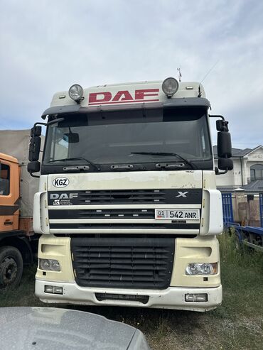 дав фура: Тягач, DAF, 2003 г., Без прицепа