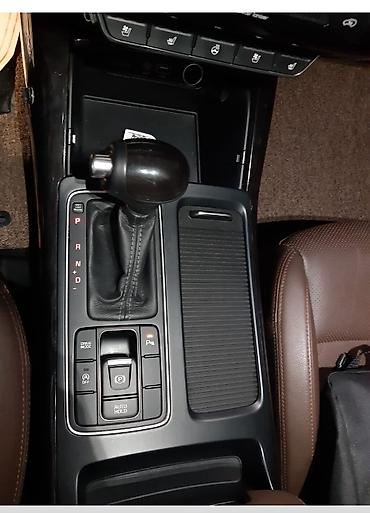 Kia: Kia Sorento: 2016 г., 2 л, Автомат, Дизель, Кроссовер — 7