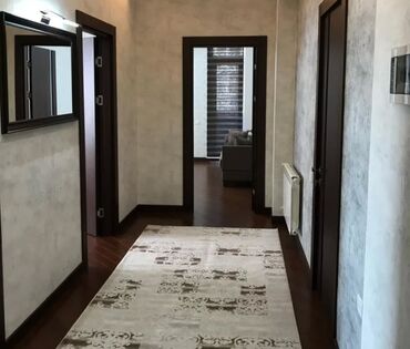 квартира: Inşaatçılar Metrosu Yaxınlığında Yerləşən Mənzil Kirayə Verilir Qaz Su
