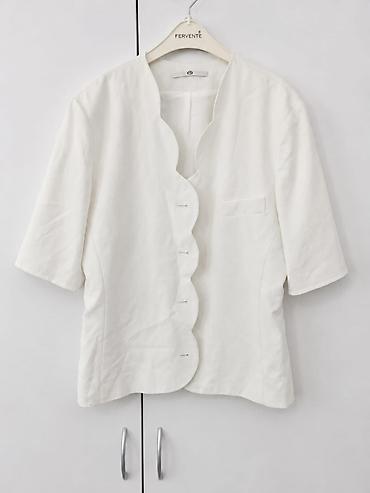 brax star: Bela ženska bluza/sako sa kratkim rukavima i talasastim (scallop) — 1